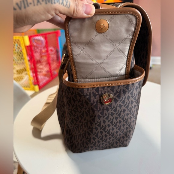 Michael Kors Dark Brown Logo Messenger Bag - Picture 4 of 4